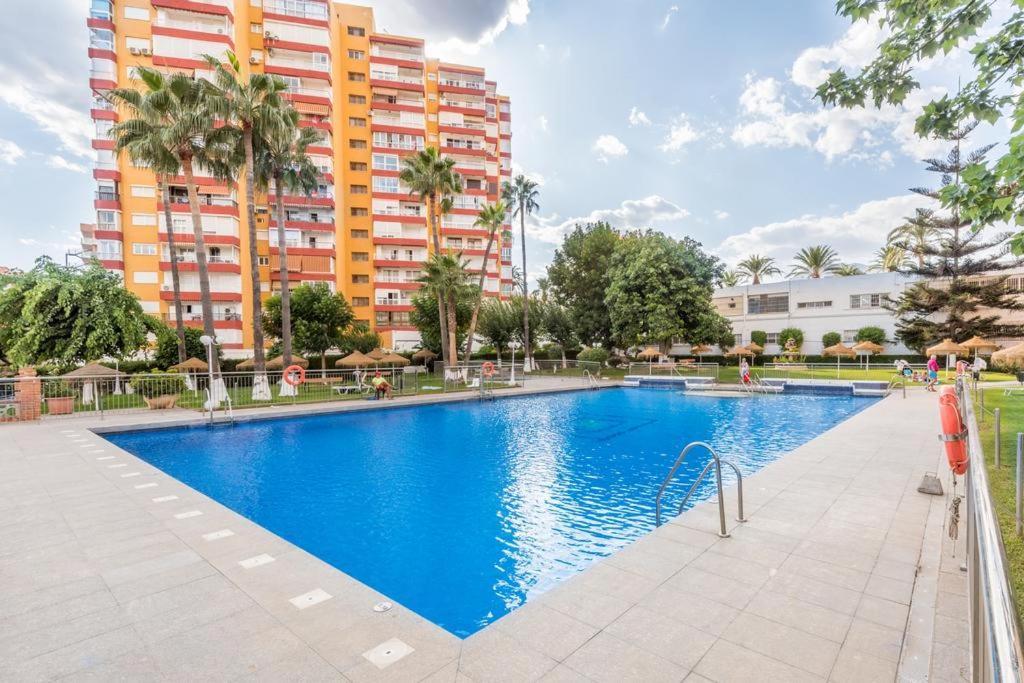 Coqueto Apartamento En Puerto Marina Con Piscina Benalmádena Extérieur photo