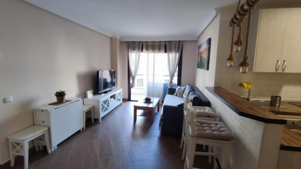 Coqueto Apartamento En Puerto Marina Con Piscina Benalmádena Extérieur photo